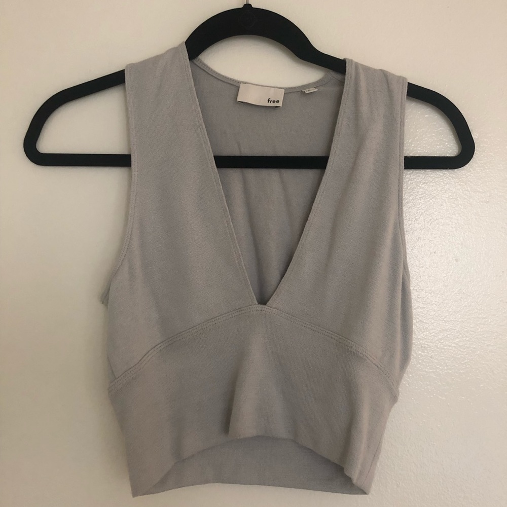 Aritzia crop top